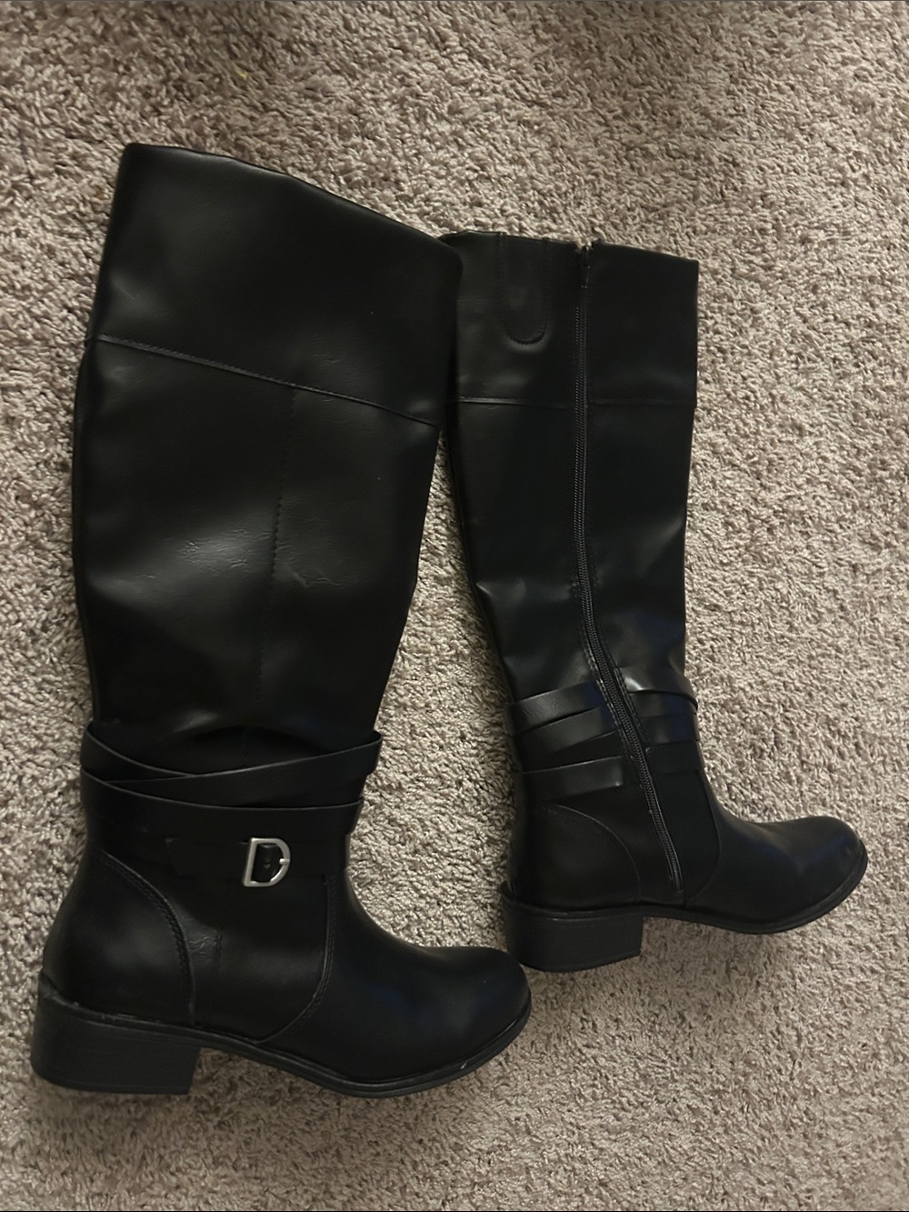 Classic Black Knee-High Riding Boots - Women's